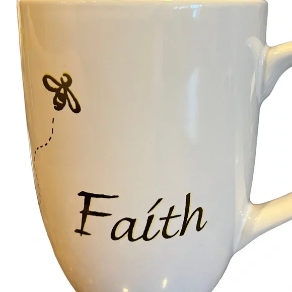 Faith Bee Mug 16oz Bee Buzzes by word Faith Microwave Dishwasher Safe NWT - Picture 3 of 6